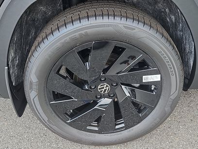 New 2026 Volkswagen Atlas SE