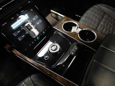 Used 2025 Cadillac Escalade ESV Sport Platinum w/ LPO, Floor Liner Package image 22