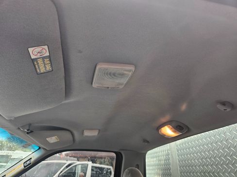 Used 2000 Ford F350 2WD Regular Cab DRW Super Duty image 26