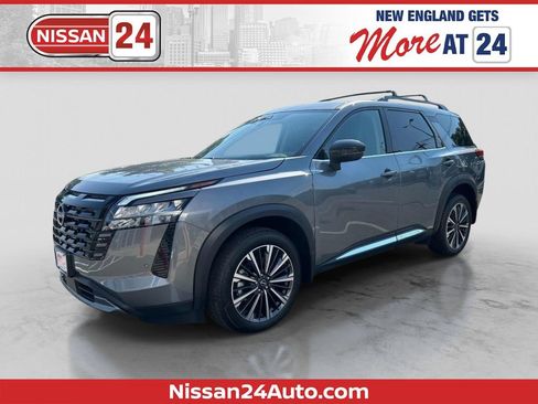 New 2026 Nissan Pathfinder Platinum w/ Cargo Package AWD/4WD image 1