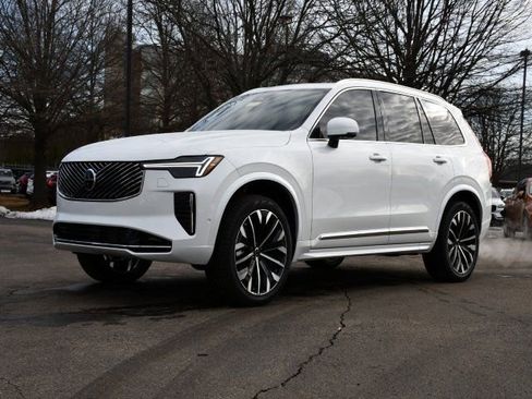 New 2026 Volvo XC90 B6 Plus w/ Protection Package Premier image 3