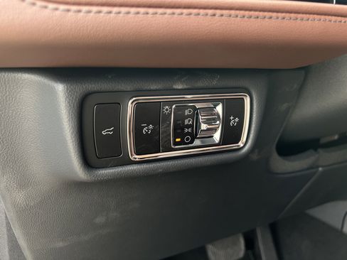 New 2025 Lincoln Aviator Reserve w/ Luxury Package image 18