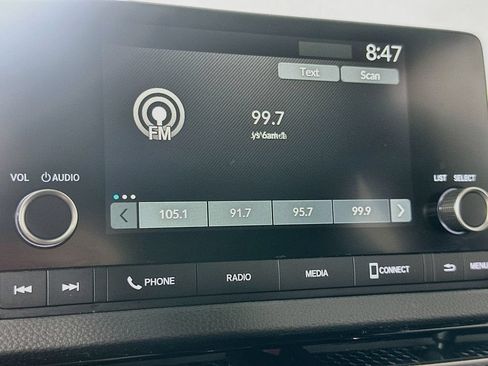 Used 2024 Honda Civic Sport image 25
