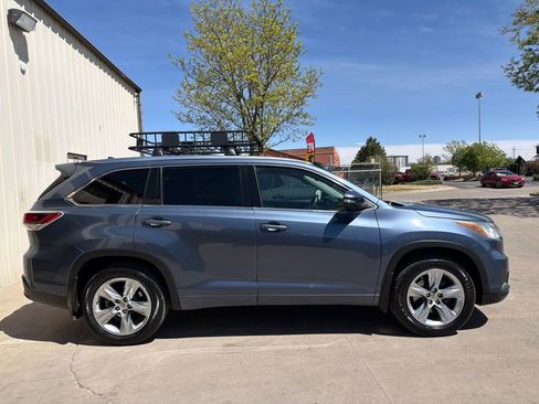 Used 2015 Toyota Highlander Limited image 4