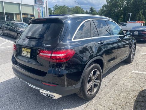 Used 2019 Mercedes-Benz GLC 300 4MATIC image 6