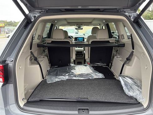 New 2026 Volkswagen Atlas SE FWD image 11