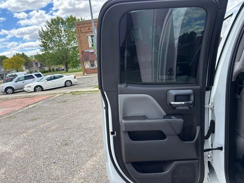 Used 2019 Chevrolet Silverado 2500 W/T w/ WT Convenience Package AWD/4WD image 14