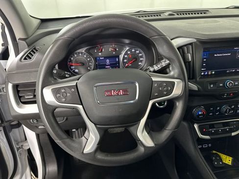 Used 2023 GMC Terrain SLE w/ Driver Convenience Package image 14