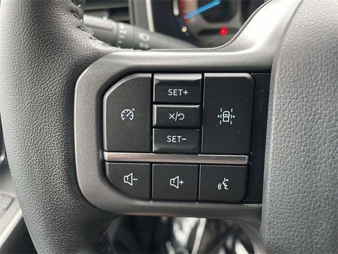 Used 2022 Ford F150 XLT w/ Equipment Group 302A High image 16