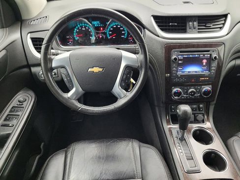 Used 2015 Chevrolet Traverse LT w/ LPO, 'HIT The Road' Package AWD/4WD image 22