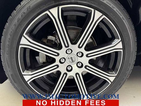 Used 2019 Volvo XC60 T5 Inscription w/ Protection Package image 9