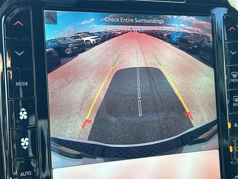 New 2026 RAM 1500 4x4 Crew Cab image 15