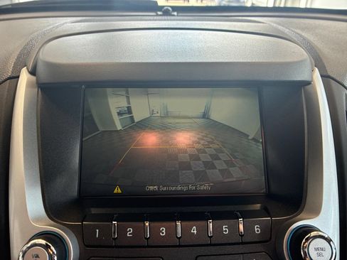 Used 2016 Chevrolet Equinox LTZ w/ Enhanced Convenience Package FWD image 24