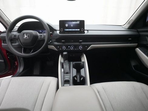 Used 2023 Honda Accord EX image 5