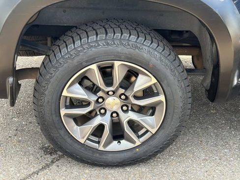 Used 2020 Chevrolet Silverado 1500 LT w/ Texas Edition RWD image 6