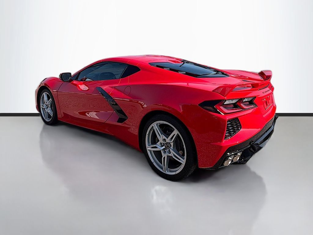 Used 2021 Chevrolet Corvette Stingray Preferred Cpe w/ Z51 Performance Package RWD image 7