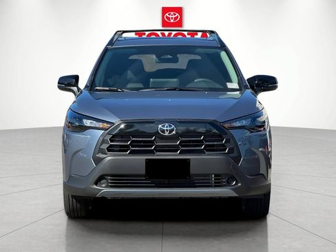 New 2026 Toyota Corolla Cross LE w/ Moonroof Package FWD image 6