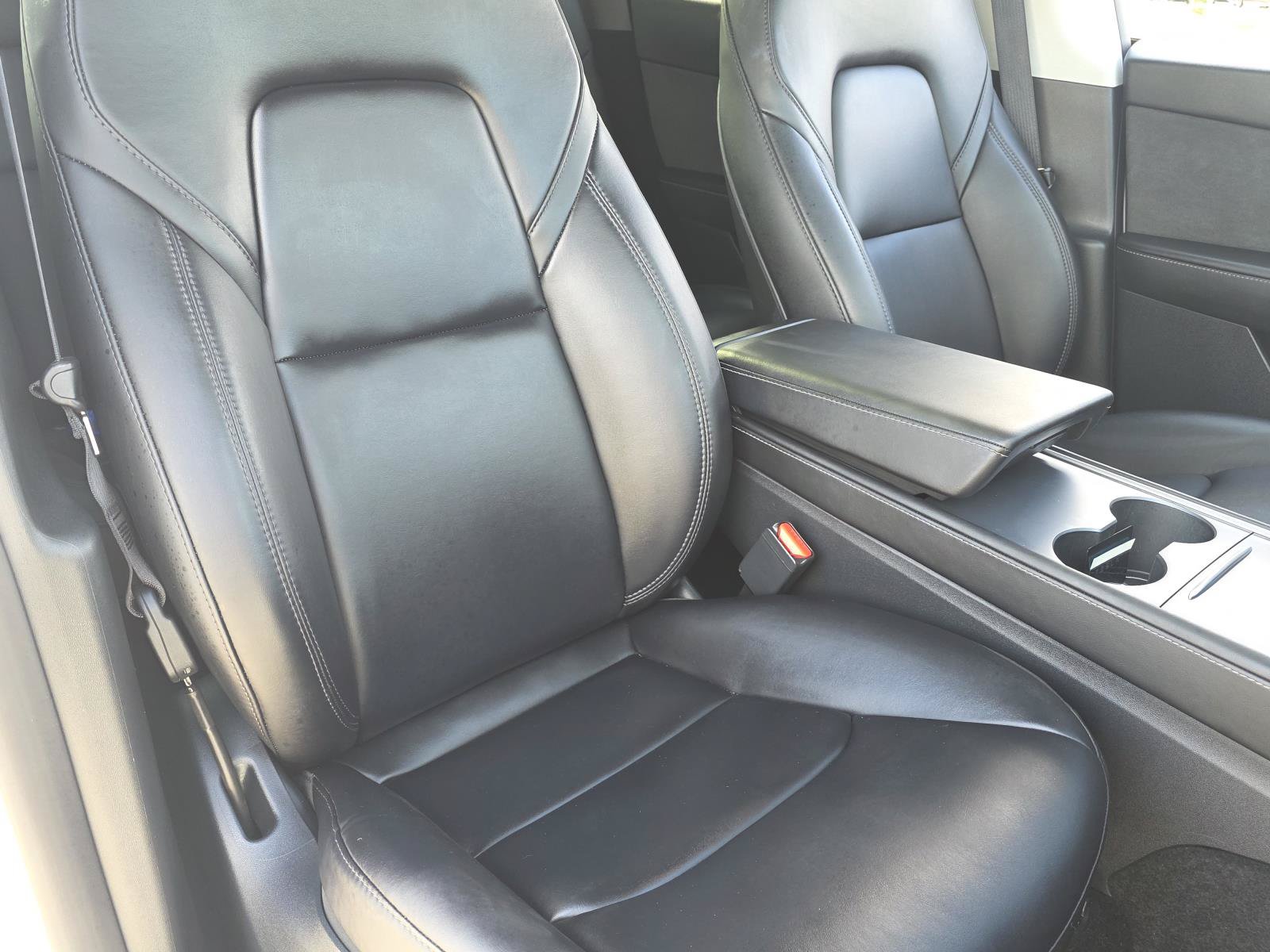Used 2024 Tesla Model Y Long Range RWD image 15