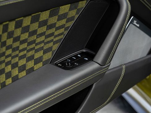 Used 2026 Porsche 911 GTS image 38