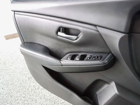 Used 2022 Nissan Sentra SV w/ All-Weather Package FWD image 21