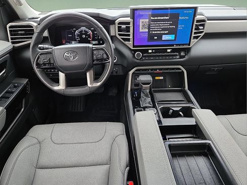 Used 2024 Toyota Tundra Limited w/ Power Package AWD/4WD image 11