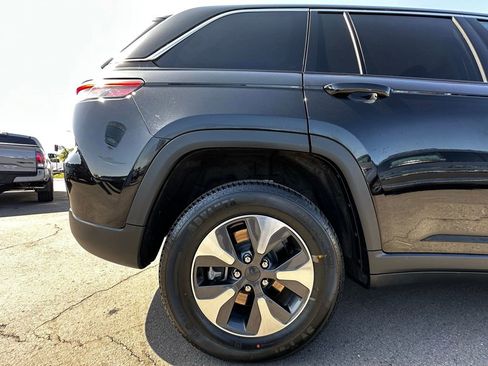 Used 2022 Jeep Grand Cherokee Limited 4xe AWD/4WD image 8