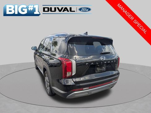 Used 2023 Hyundai Palisade SEL FWD image 6