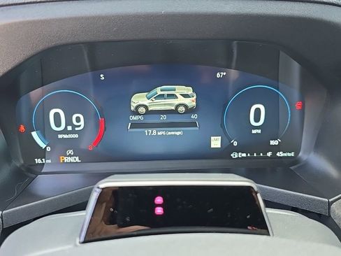 New 2026 Ford Explorer Platinum image 28