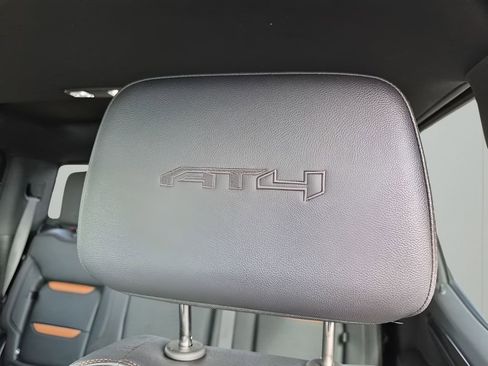 Used 2024 GMC Sierra 1500 AT4 w/ Technology Package AWD/4WD image 33