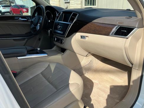 Used 2014 Mercedes-Benz GL 450 4MATIC image 10
