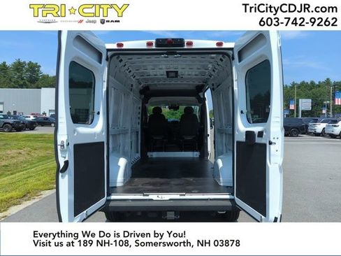 New 2025 RAM ProMaster 3500 w/ Quick Order Package 22G SLT image 33