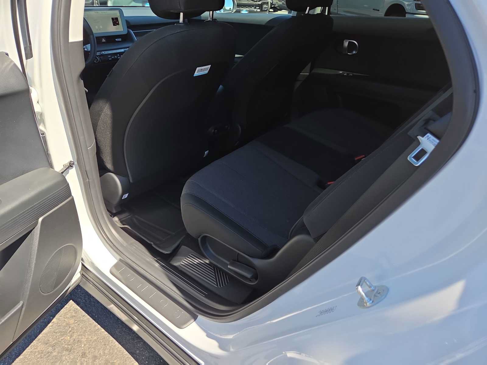 Used 2024 Hyundai Ioniq 5 SE RWD image 20