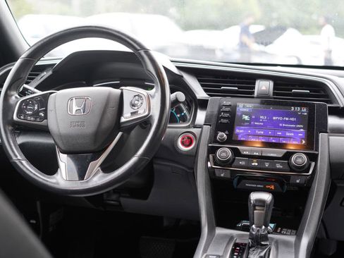 Used 2020 Honda Civic EX image 10