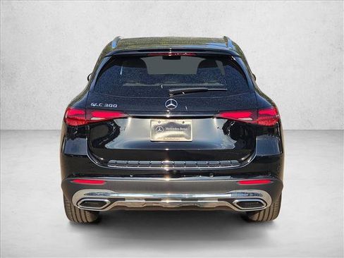 Used 2026 Mercedes-Benz GLC 300 image 6