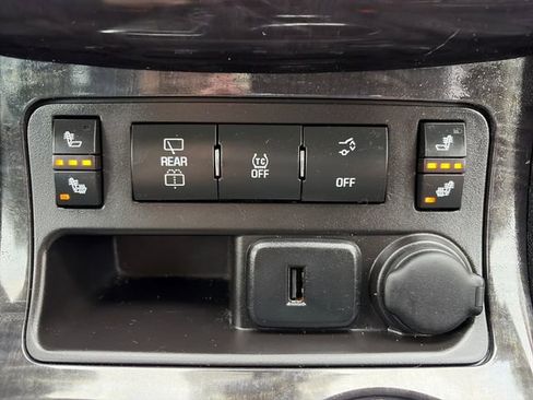 Used 2017 Buick Enclave Leather AWD/4WD image 46