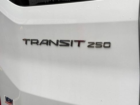 Used 2016 Ford Transit 250 148 Medium Roof RWD image 30