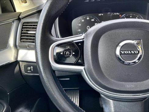 Used 2018 Volvo XC90 T6 Momentum w/ Convenience Package AWD/4WD image 20