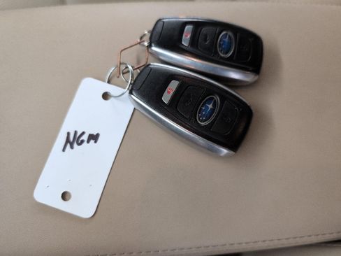 Used 2018 Subaru Outback 2.5i Limited AWD/4WD image 27
