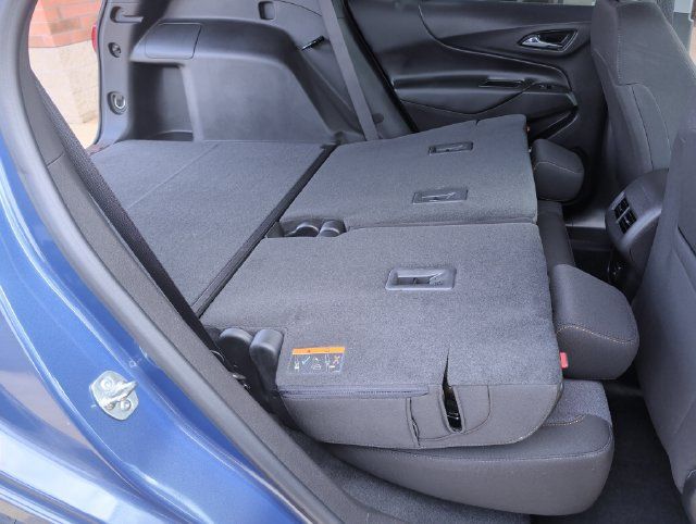 Used 2024 Chevrolet Equinox LT FWD image 30
