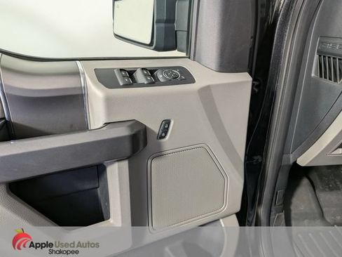 Used 2015 Ford F150 XLT w/ Equipment Group 302A Luxury AWD/4WD image 9