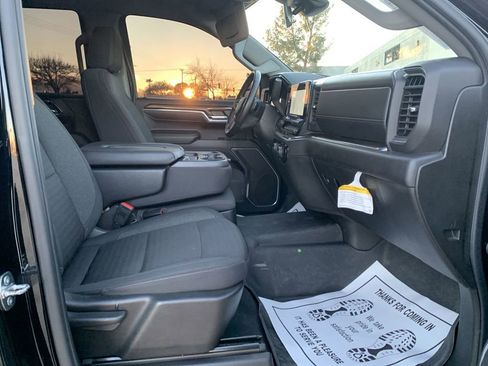 Certified 2024 Chevrolet Silverado 1500 RST w/ Z71 Off-Road Package image 27