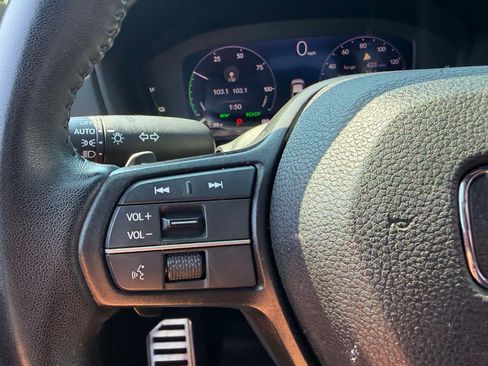 Used 2023 Honda Accord Sport image 28