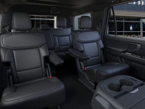 New 2026 Ford Expedition Platinum w/ Stealth Appearance Package image 11