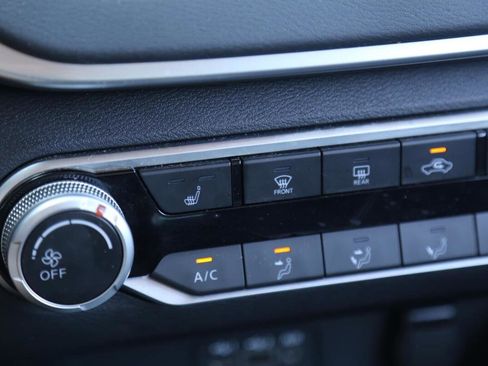 Used 2022 Nissan Altima 2.0 SR image 30