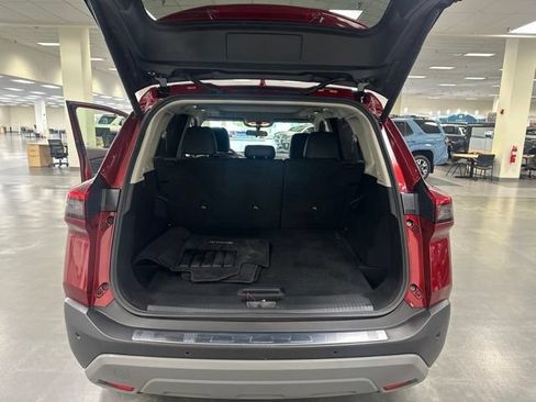 Used 2023 Nissan Rogue SV w/ SV Premium B Package AWD/4WD image 21