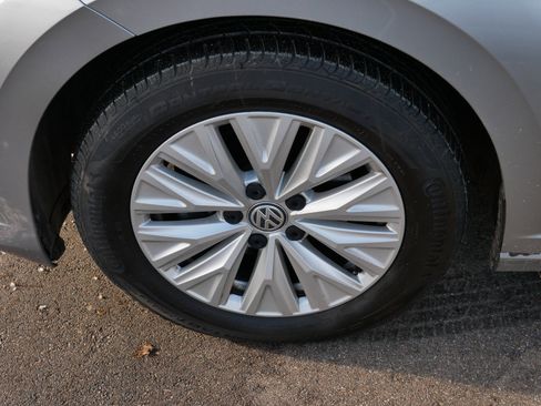 Used 2019 Volkswagen Jetta S w/ Driver Assistance Package image 15