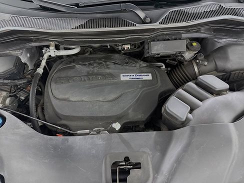 Used 2017 Honda Pilot EX-L image 9