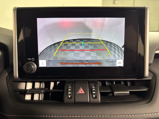 Used 2023 Toyota RAV4 XLE Premium AWD/4WD image 31