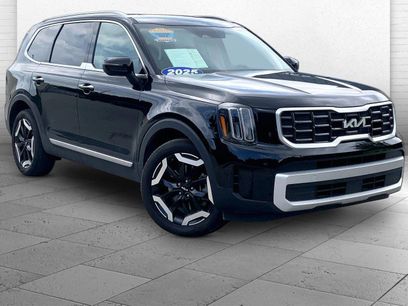 Used 2025 Kia Telluride S