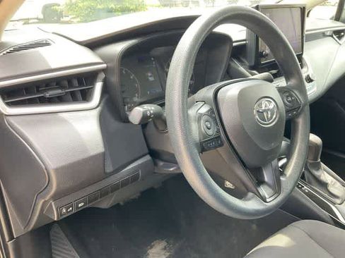 Used 2023 Toyota Corolla LE FWD image 10